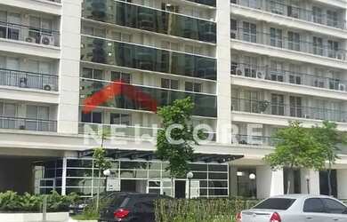 Imagem: O depósito possui 5 Vagas na garagem, 516m² de Área e está