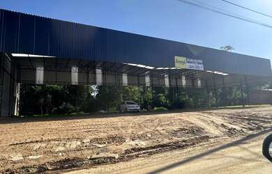 Imagem: O depósito possui 3 Vagas na garagem, 150m² de Área e está