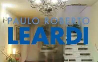 Imagem: A casa possui 3 Dormitórios, 4 Banheiros, 2 Vagas na garagem