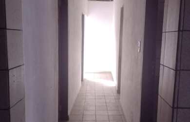 Imagem: A casa possui 3 Dormitórios, 2 Banheiros, 120m² de Área e