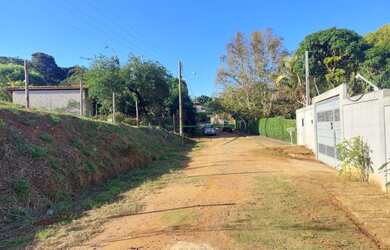 Imagem: O terreno possui 1145m² de Área e está localizado em Chácara