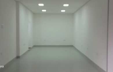 Imagem: O depósito possui 28m² de Área e está localizado em Embaré