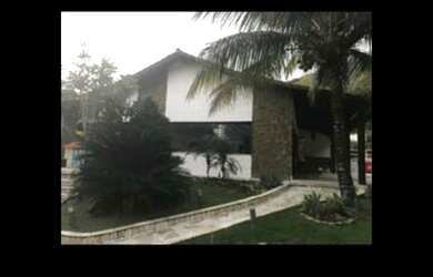 Imagem: A casa possui 5 Dormitórios, 3 Vagas na garagem e está localizado