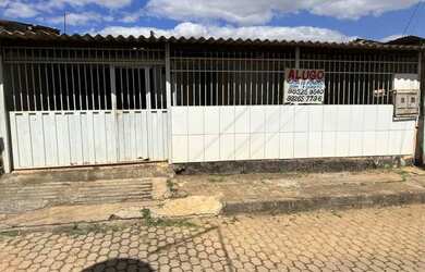 Imagem: A casa possui 1 Dormitório, 1 Banheiro, 40m² de Área e está