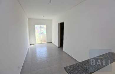 Imagem: O apartamento possui 2 Dormitórios, 2 Banheiros, 1 Vaga na