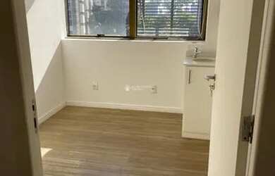 Imagem: O depósito possui 43m² de Área e está localizado em Moinhos