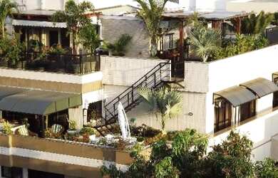 Imagem: O apartamento na cobertura possui 4 Dormitórios, 2 Banheiros