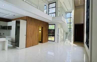 Imagem 3: Sobrado no mirante do lago