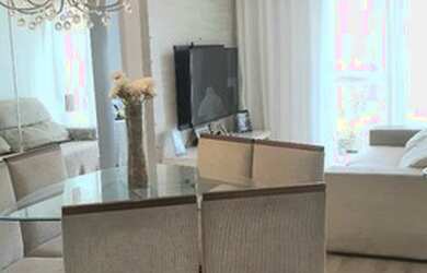 Imagem: O apartamento possui 2 Dormitórios, 2 Banheiros, 2 Vagas na