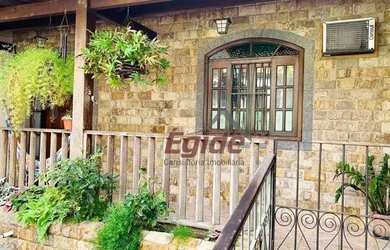 Imagem: A casa possui 3 Dormitórios, 2 Banheiros, 70m² de Área e