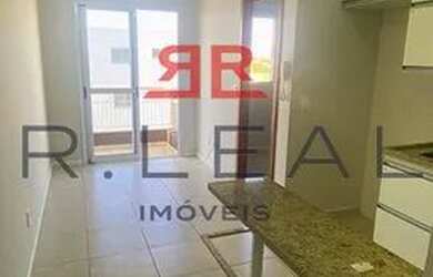 Imagem: O apartamento possui 1 Dormitório, 1 Banheiro, 1 Vaga na garagem