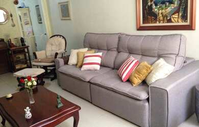 Imagem: A casa possui 3 Dormitórios, 3 Banheiros, 2 Vagas na garagem