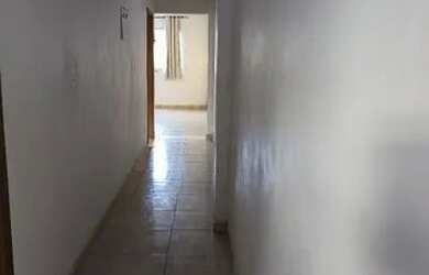 Imagem: A casa possui 2 Dormitórios, 1 Banheiro e está localizado