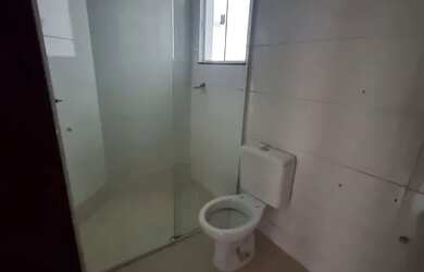 Imagem: O apartamento possui 3 Dormitórios, 1 Banheiro, 2 Vagas na