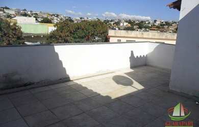 Imagem: O apartamento na cobertura possui 2 Dormitórios, 1 Banheiro