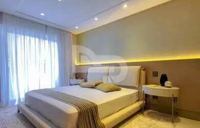 Imagem: A casa em condomínio possui 5 Dormitórios, 5 Banheiros, 4