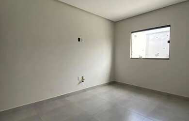 Imagem 3: Casa Nova e Espacosa - Entrada facilitada