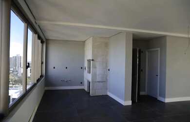 Imagem: O apartamento possui 4 Dormitórios, 5 Banheiros, 2 Vagas na