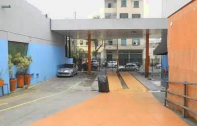 Imagem: O depósito possui 623m² de Área e está localizado em Barra