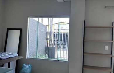 Imagem 3: Sobrado com Espaço Comercial à Venda no Bairro Órfãs