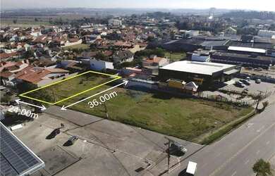 Imagem: O terreno possui 864m² de Área, Imóvel novo e está localizado