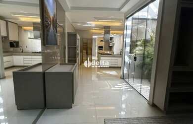 Imagem 14: Casa disponível para venda no bairro Santa Mônica em Uberlândia MG