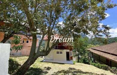 Imagem: A casa em condomínio possui 3 Dormitórios, 2 Banheiros, 2