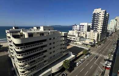 Imagem 16: Apartamento com 3 dormitórios sendo 2 suítes e 1 vaga de garagem em...