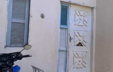 Imagem 2: Casa duplex. Varanda, 120m² de Área, 3 Banheirose4 Dormitórios