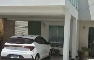 Imagem: A casa em condomínio possui 3 Dormitórios, 2 Banheiros, 2