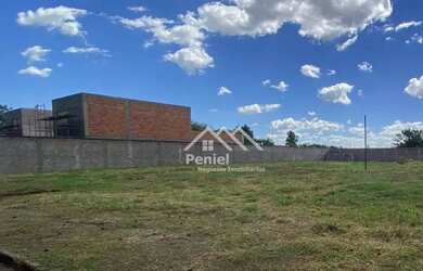 Imagem: O terreno possui 2328m² de Área e está localizado em Jardim