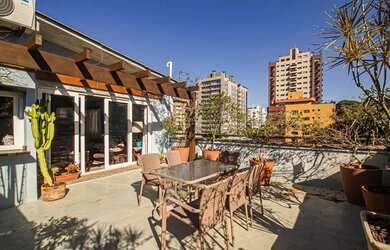 Imagem: O apartamento na cobertura possui 2 Dormitórios, 4 Banheiros