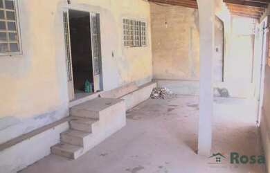 Imagem: A casa possui 5 Dormitórios, 1 Banheiro, 157m² de Área e