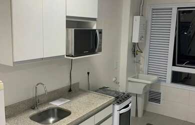 Imagem: O apartamento possui 1 Dormitório, 1 Banheiro, 45m² de Área