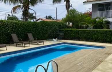 Imagem: A casa em condomínio possui 2 Dormitórios, 2 Banheiros e 65m²