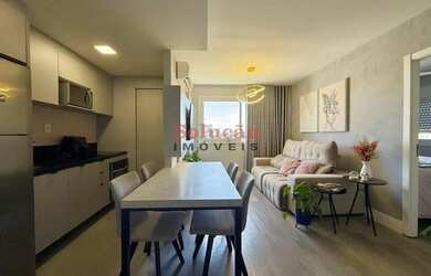 Imagem: O apartamento possui 1 Dormitório, 1 Banheiro, 1 Vaga na garagem