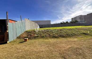 Imagem: O terreno possui 200m² de Área e está localizado em Vila