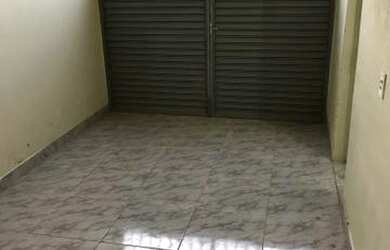 Imagem: A casa possui 3 Dormitórios e 1 Vaga na garagem e está localizado