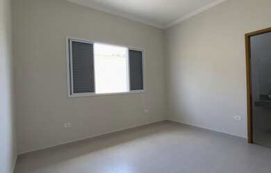 Imagem 15: INCRÍVEL CASA COM PISCINA E OTIMA LOCALIZAÇÃO LER A DESCRIÇÃO