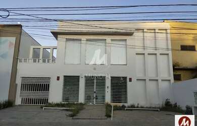 Imagem: O depósito possui 5 Vagas na garagem, 580m² de Área e está