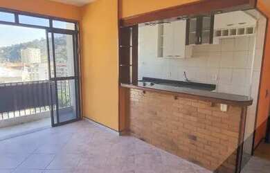 Imagem 1: Apartamento à venda no Fonseca, vista livre, claro e arejado