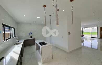 Imagem 10: Casa de condomínio para venda tem 270 metros quadrados com 4 quartos