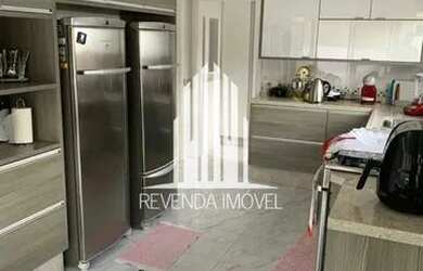 Imagem 15: Casa em Alphaville residencial 5 com 4 suítes e 4 vagas de garagem