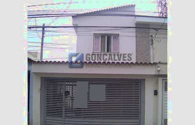 Imagem: A casa possui 3 Dormitórios, 2 Banheiros, 2 Vagas na garagem