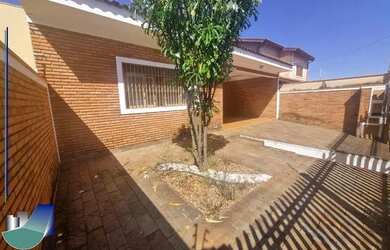 Imagem 2: RIBEIRÃO PRETO - Casa Padrão - ALTO DA BOA VISTA