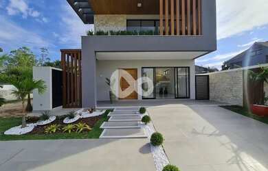 Imagem 2: Casa de condomínio para venda tem 270 metros quadrados com 4 quartos