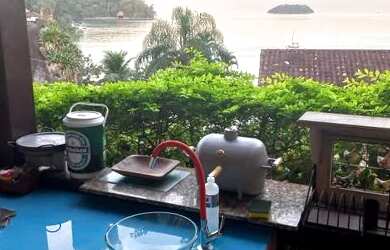 Imagem: O quarto está localizado em Mangaratiba, RJ para alugar por