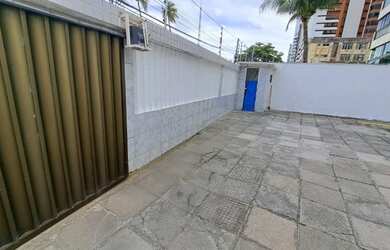 Imagem 4: Quitinete na Avenida Boa Viagem Em frente a Praia do Pina