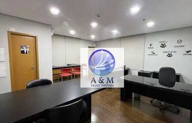 Imagem: O depósito possui 1 Vaga na garagem e 37m² de Área e está