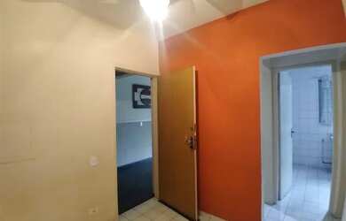 Imagem: O apartamento possui 1 Dormitório, 1 Banheiro, 35m² de Área